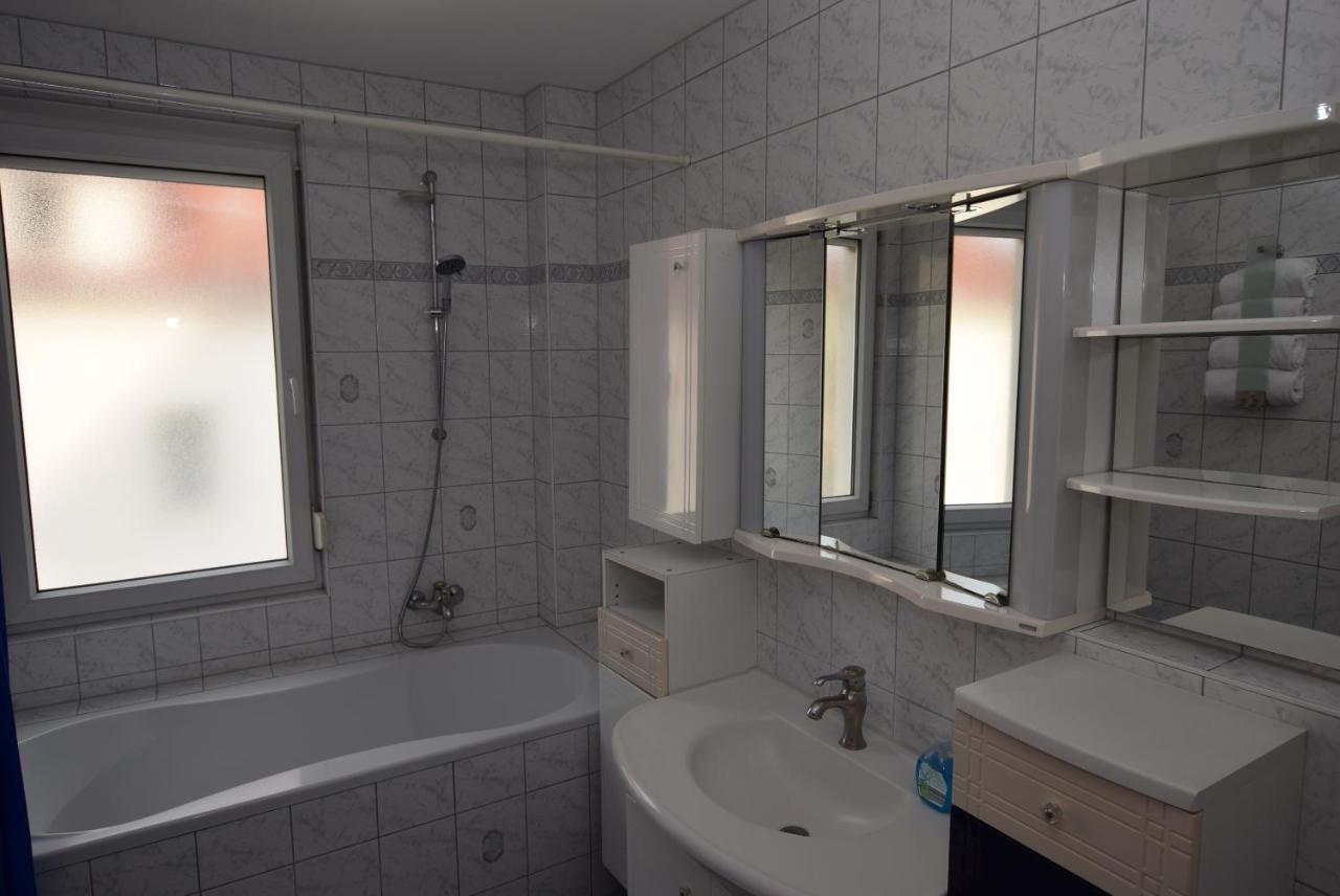 Apartment Stuttgart Suedheim Exterior photo